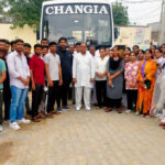 लाइब्रेरी के बच्चों ने देखी फिल्म सितारे जमीन पर